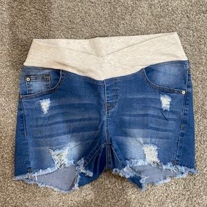 Maternity shorts everything must go by 8/13